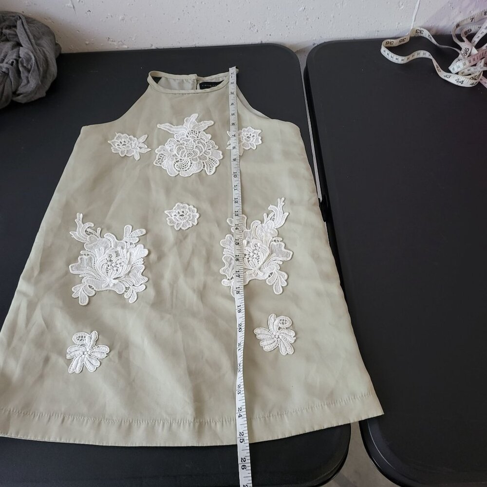 Victoria Beckham Target Girls Sleeveless Dress Size Small Feminine Lace Dainty - Picture 8 of 11